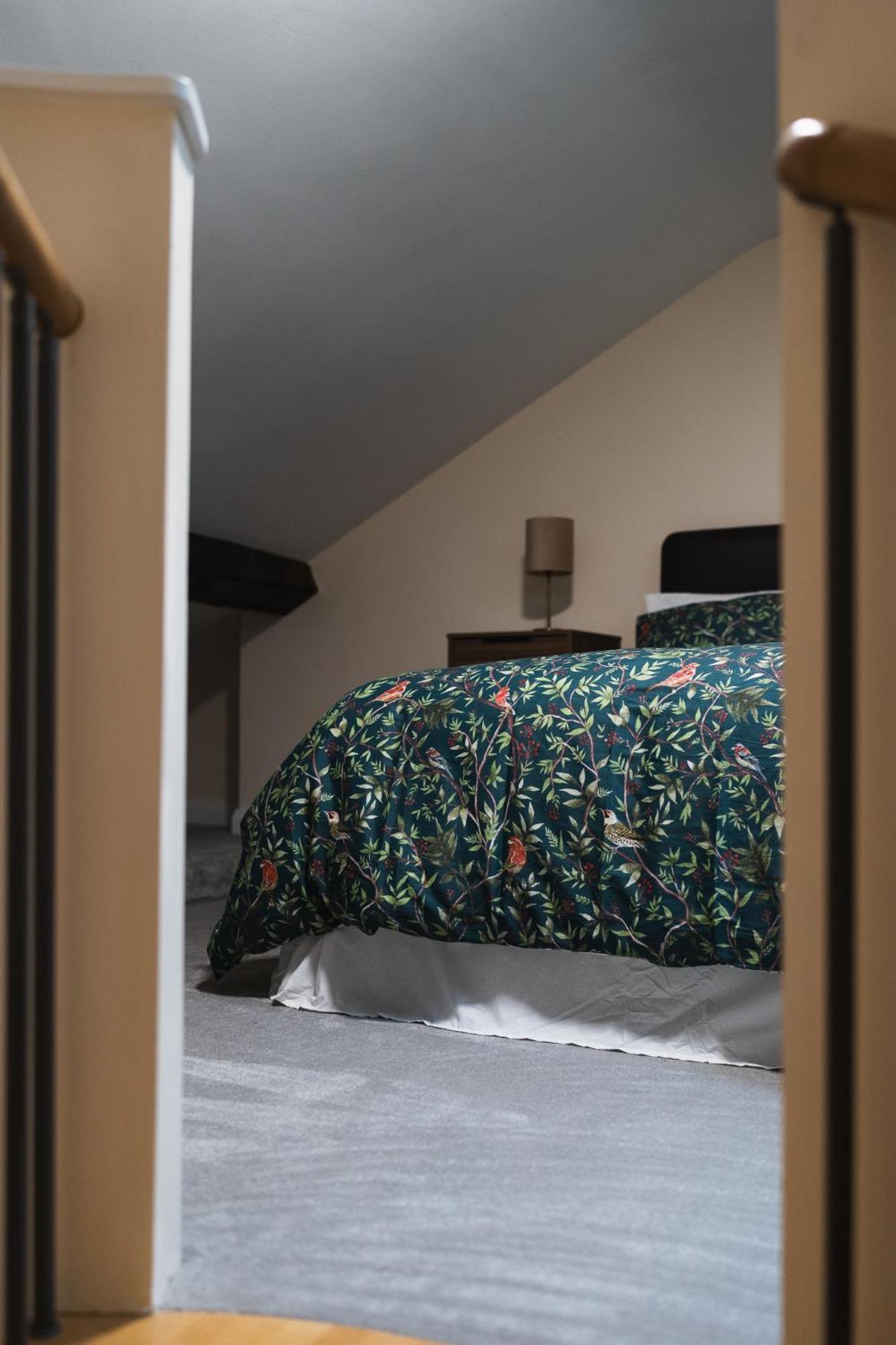 Erne A Rest Apartment Енискилен Екстериор снимка