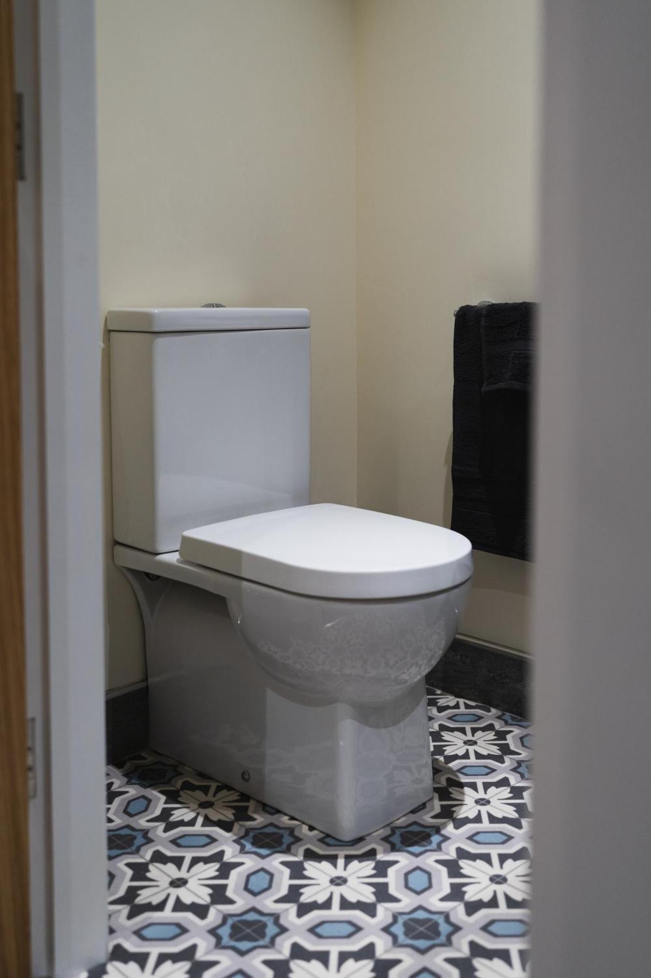 Erne A Rest Apartment Енискилен Екстериор снимка